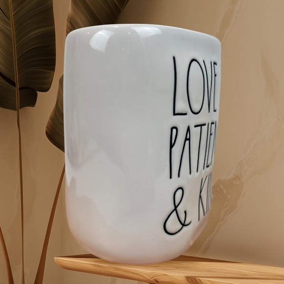 Rae Dunn “Love is Patient & Kind” cream coffee mug, NEW, Collectible cup - Picture 4 of 7